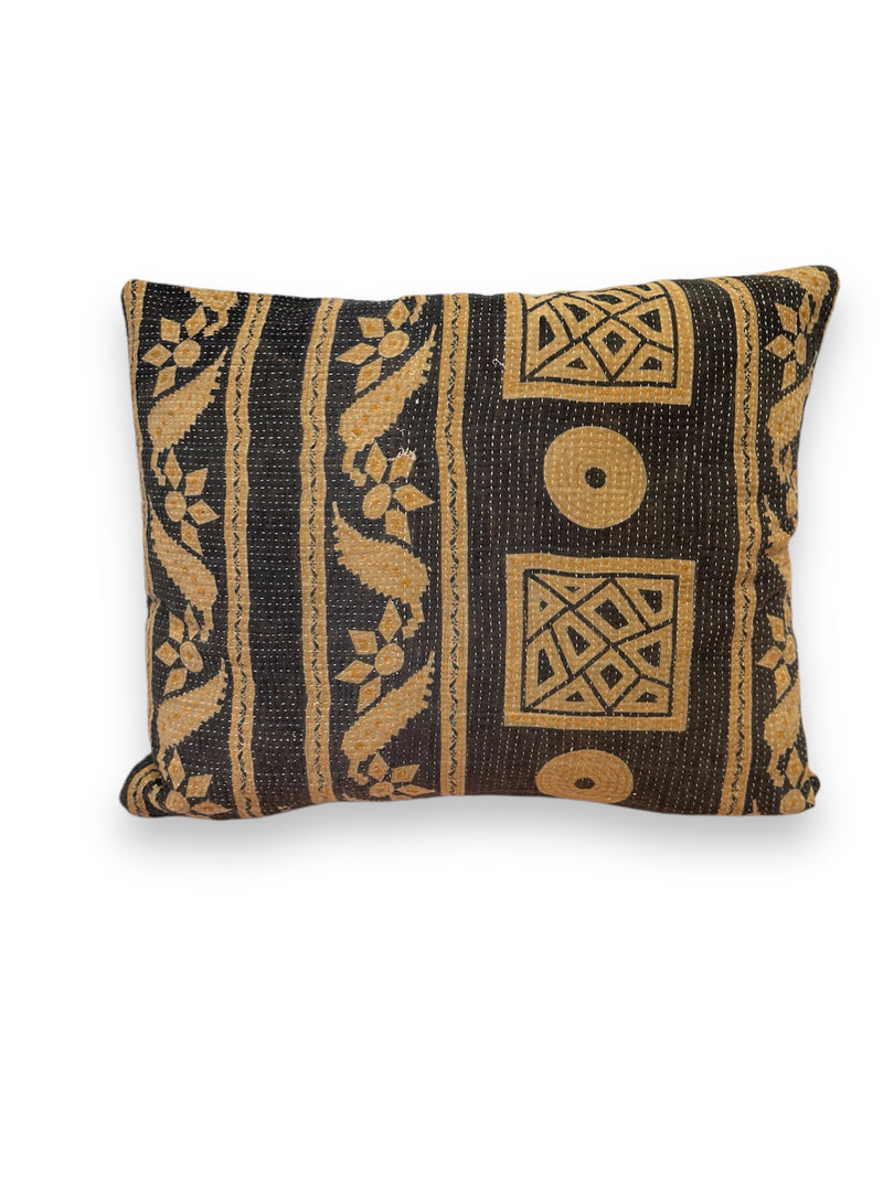 Kantha Cushion 04