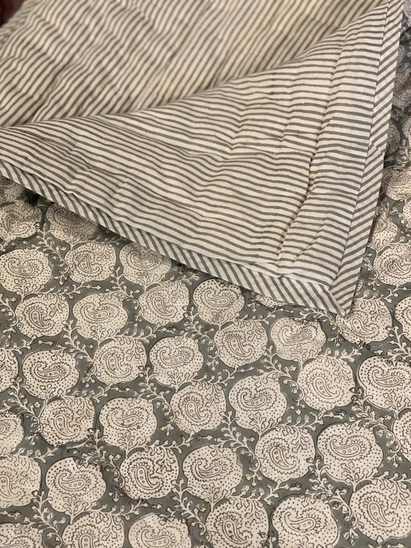 Block Print Quilt - Grey Paisley