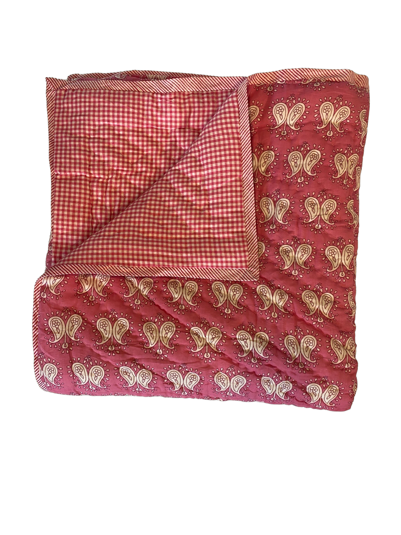 Block Printed Quilt - Pink Paisley