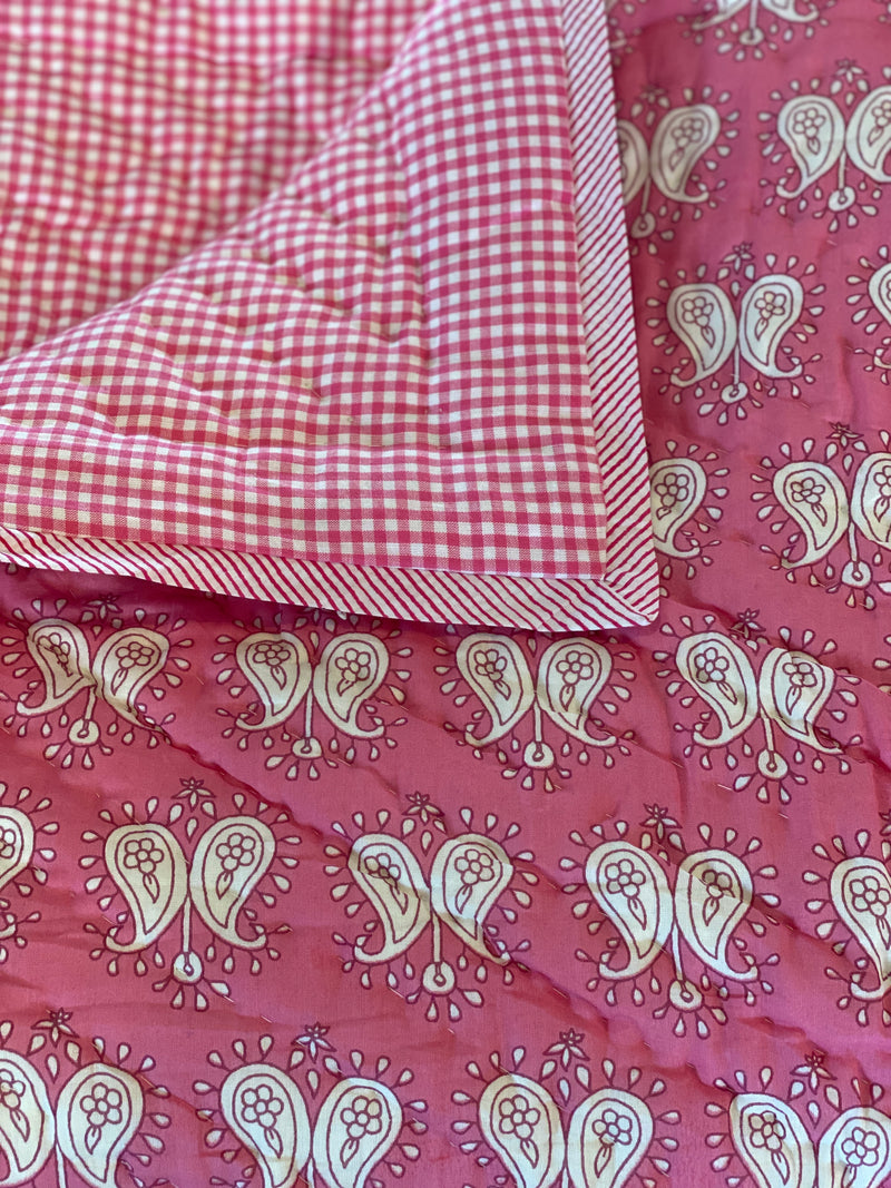 Block Printed Quilt - Pink Paisley