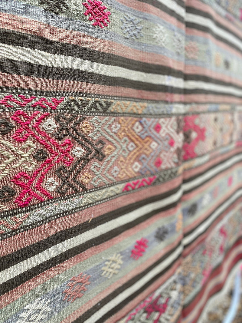 VINTAGE TURKISH KILIM - CROSSHATCH