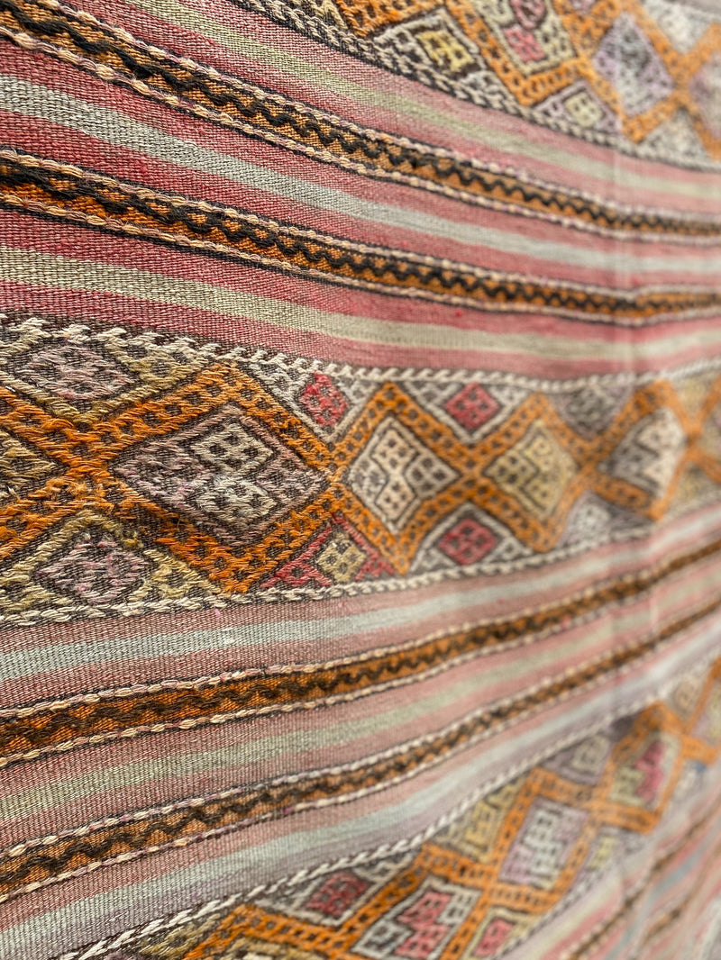 VINTAGE TURKISH KILIM - DIAMONDS