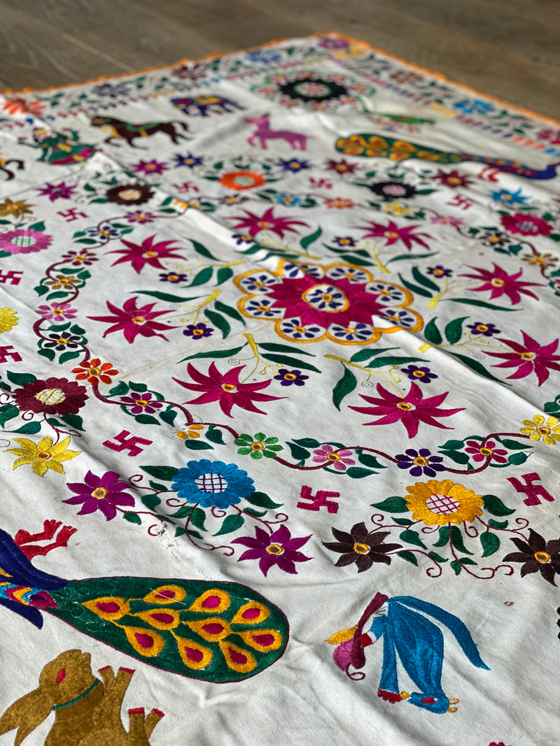 ANTIQUE INDIAN EMBROIDERY 10