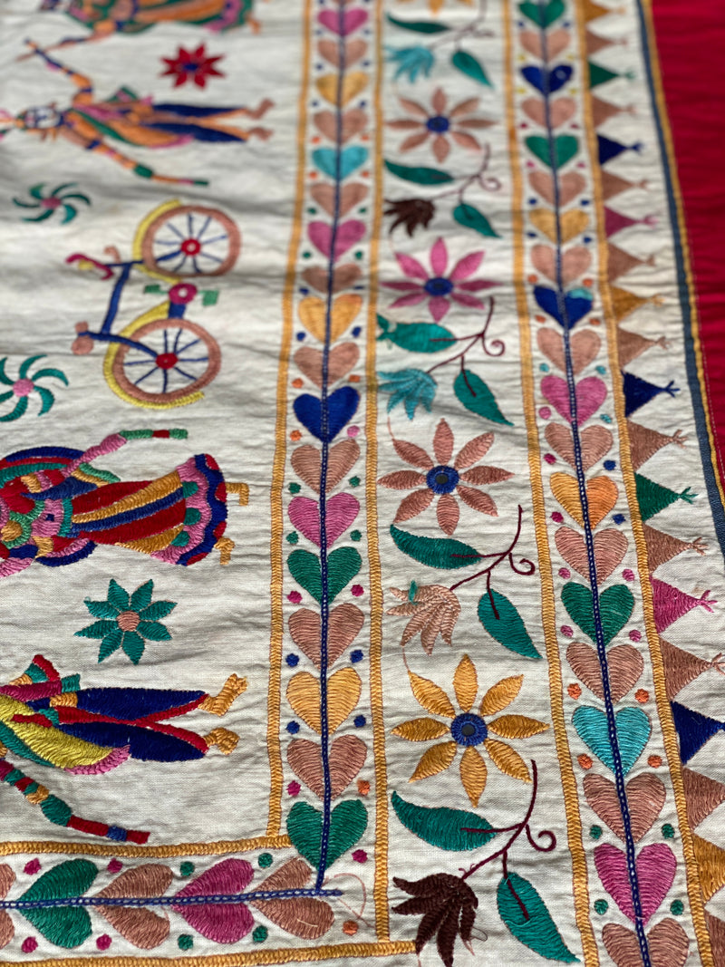 ANTIQUE INDIAN EMBROIDERY 1