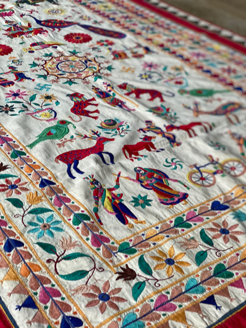 ANTIQUE INDIAN EMBROIDERY 1