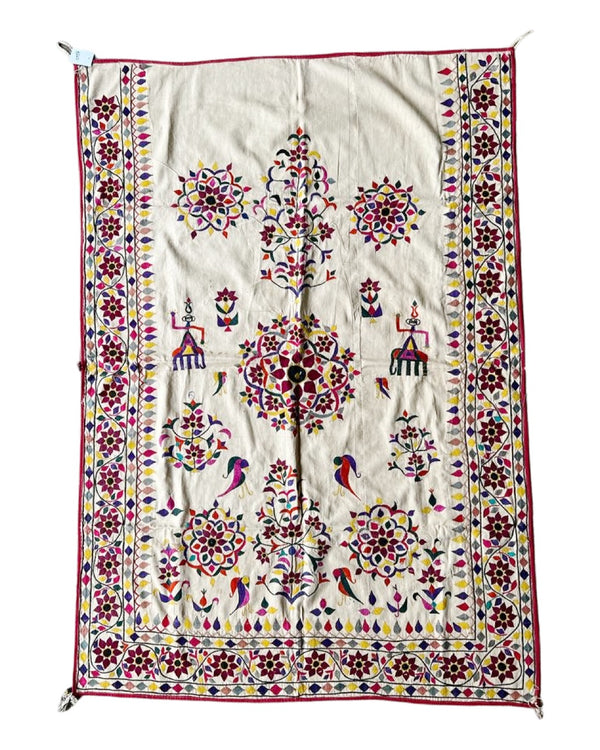 ANTIQUE INDIAN EMBROIDERY 13