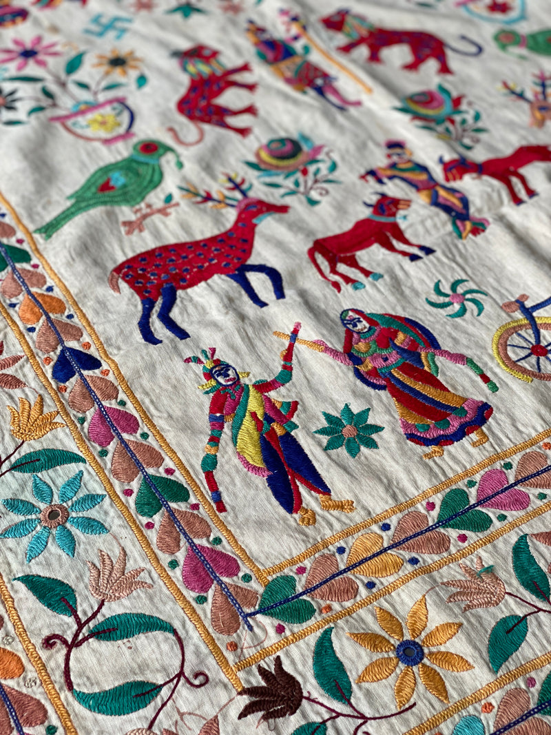 ANTIQUE INDIAN EMBROIDERY 1