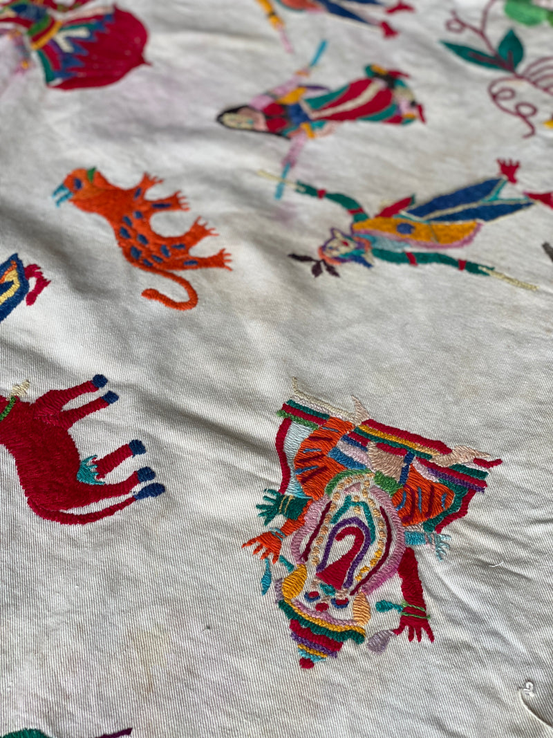 ANTIQUE INDIAN EMBROIDERY 2